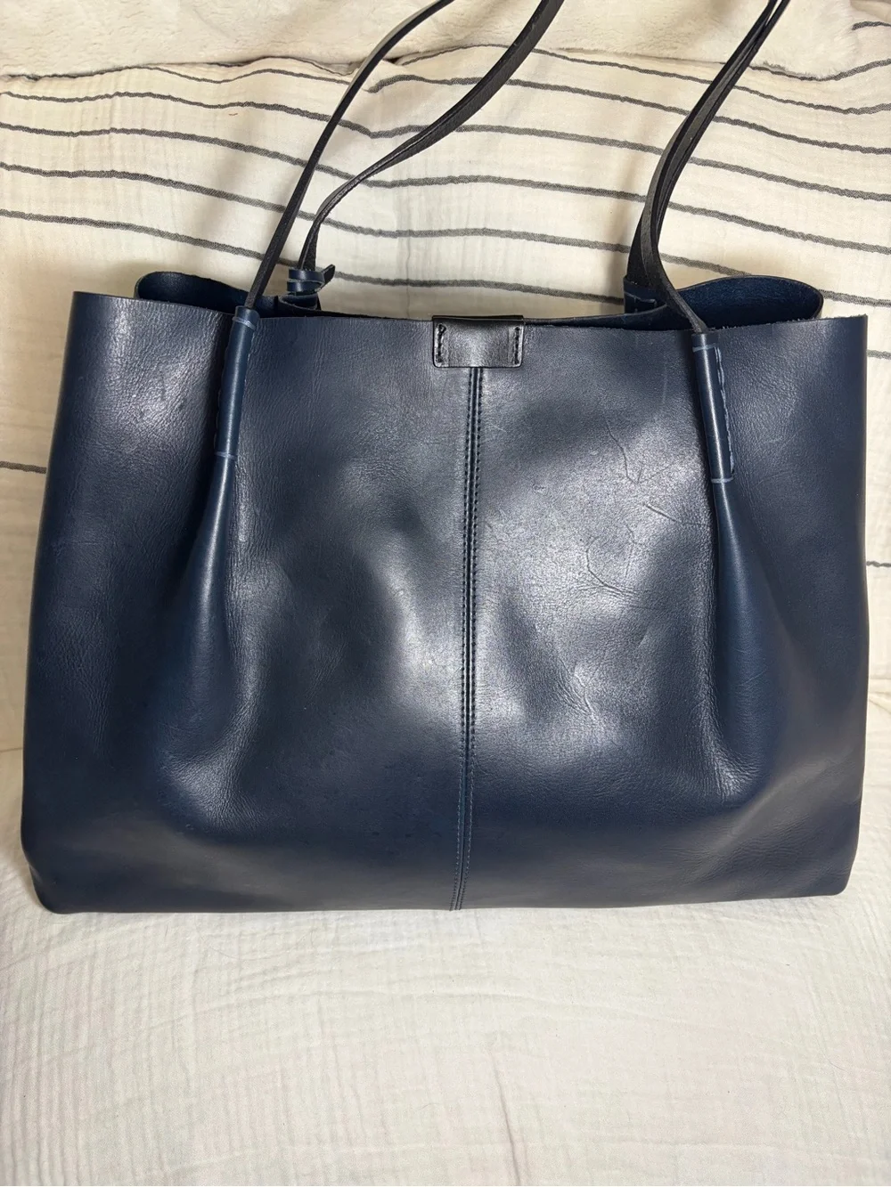 Old Trend Calla Leather Carryall Tote Navy Blue